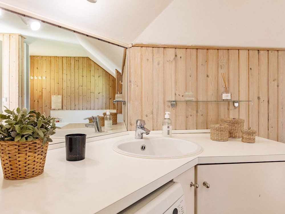 Beautiful Holiday Home in Vejers Strand with Hot Tub view 5