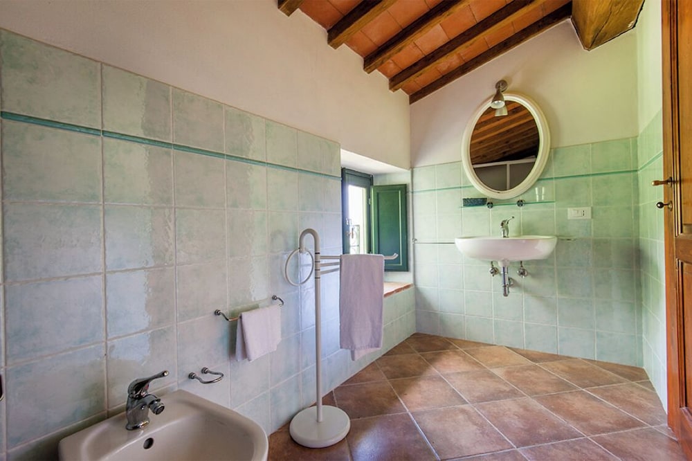 Fattoria Javello Agriturismo La Casaccia