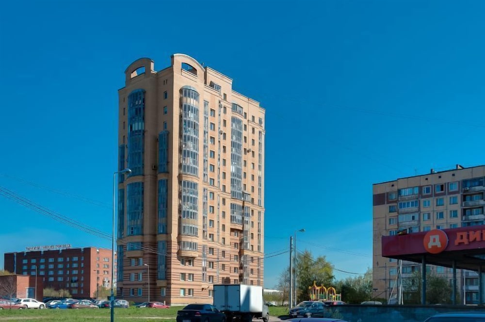 Loft Apartment Buharestskaya 64