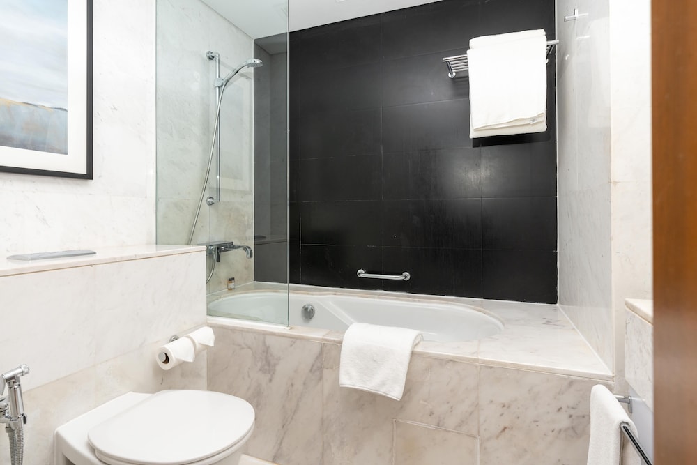 SuperHost - Spacious Studio With Direct Burj Khalifa View I Address Dubai Mall