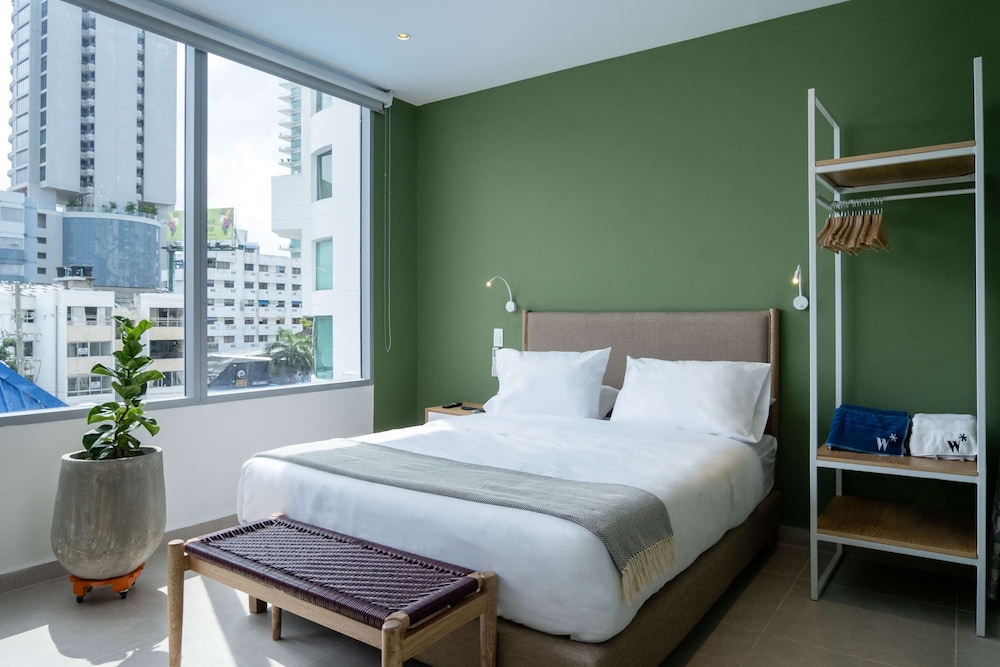 w Sophisticated 3BR w Magical Terrace in CTG