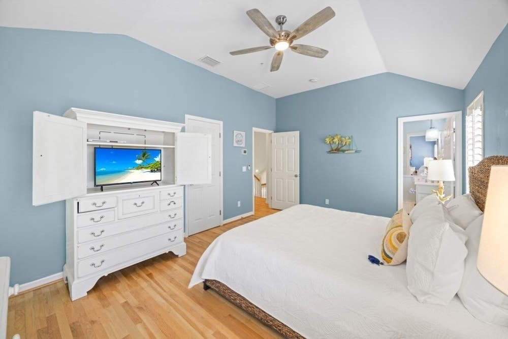 Summer Breeze 7 Bedroom Home