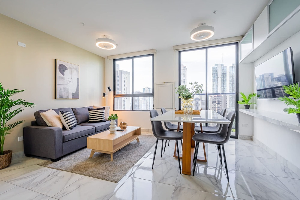 w Elegant 1BR w Bay View in Calle 50