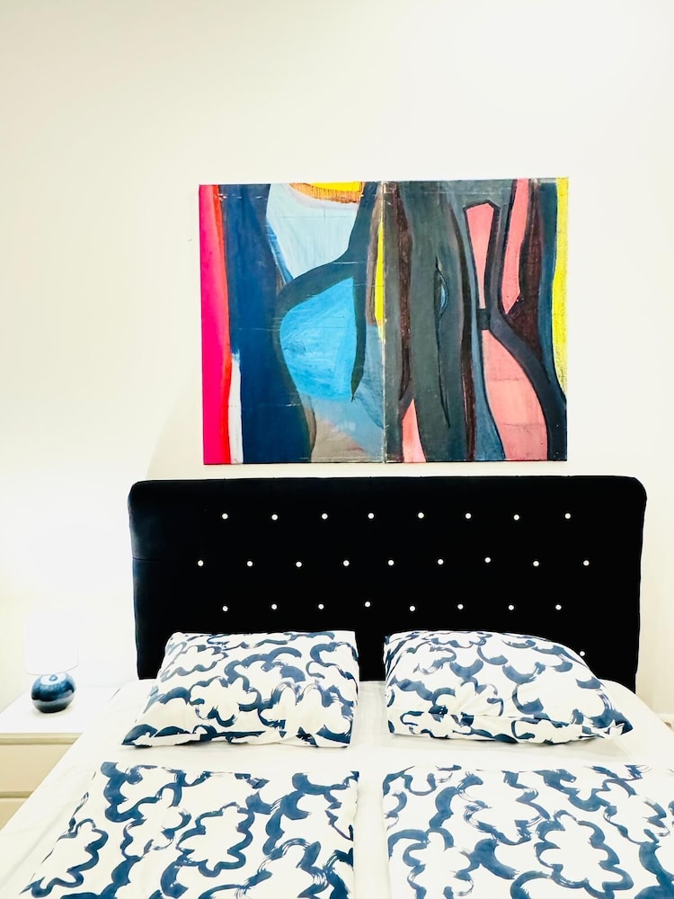 5BR Apartment Near Kaufpark Alterlaa
