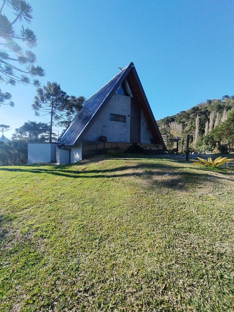 Cabana Lodge