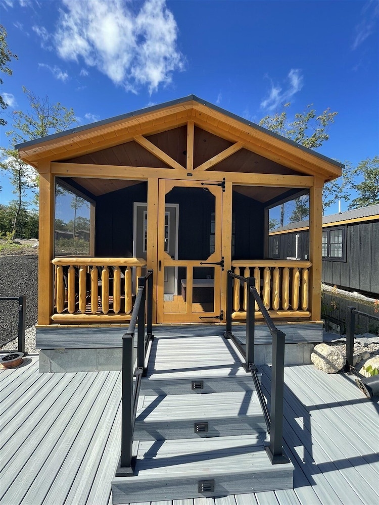Hummingbird Limit 3 1 Bedroom Cabin
