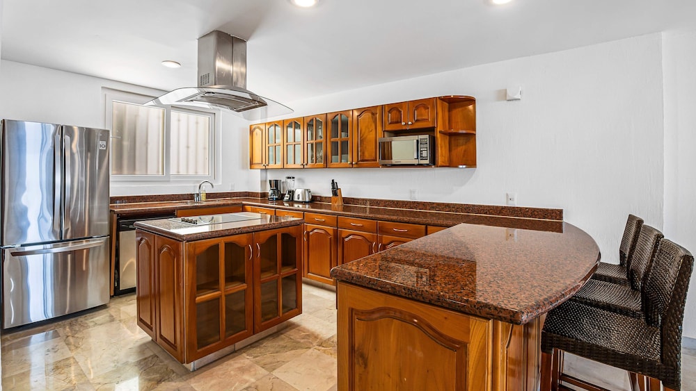 HOLT Grand Miramar Residences