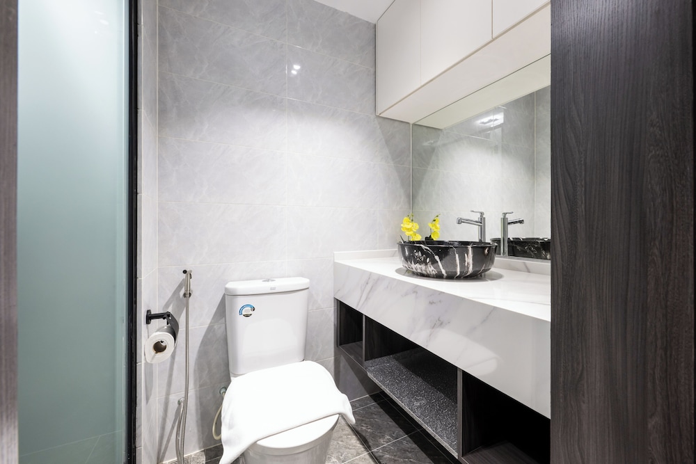 The Pinnacle Residence Service by Soben