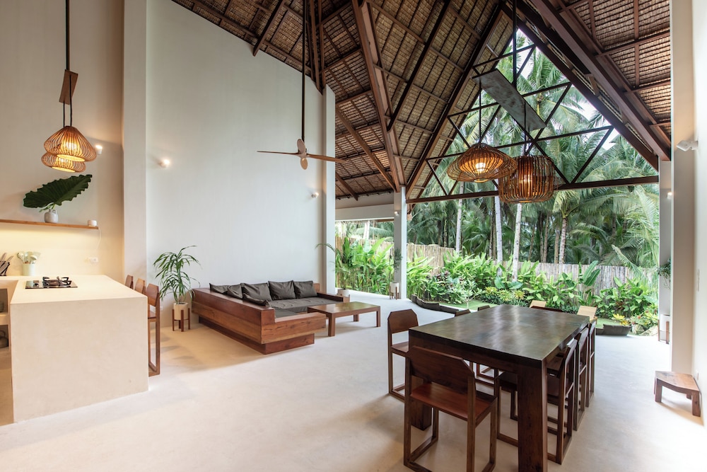 SEACLUB Siargao