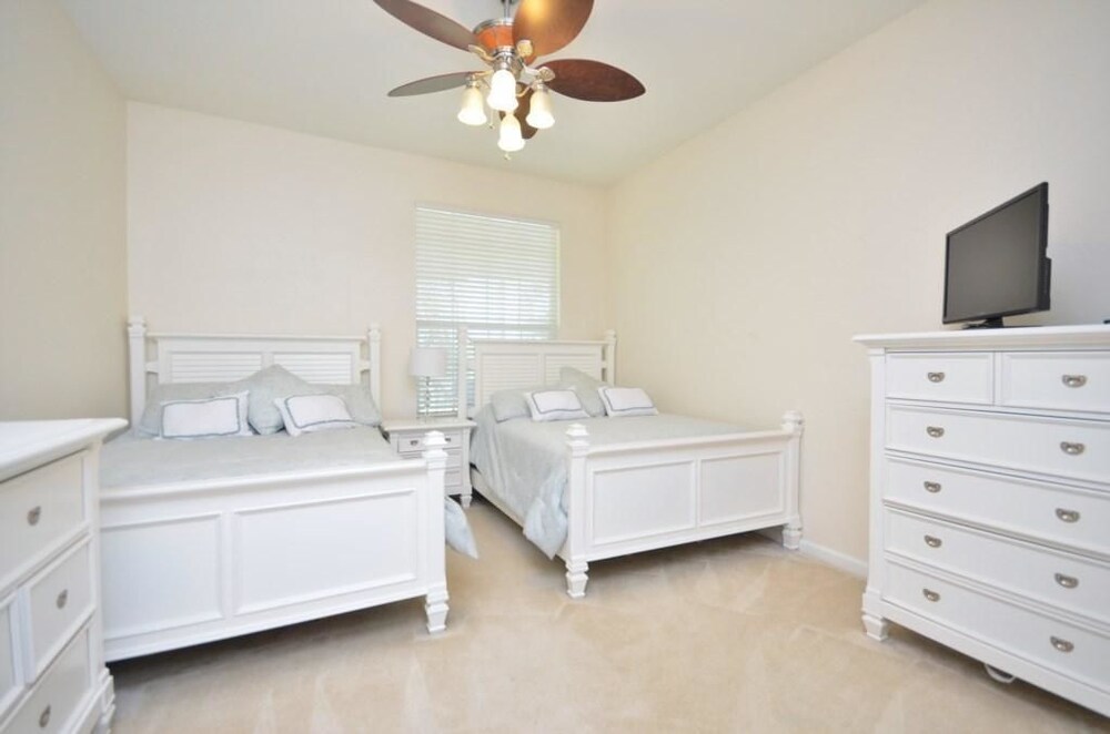 Vista Cay Resort