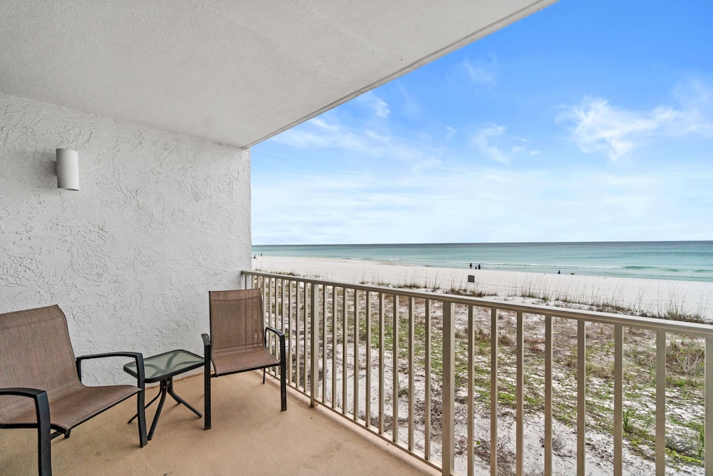 Edgewater Beach & Golf Resort by Panhandle Getaways