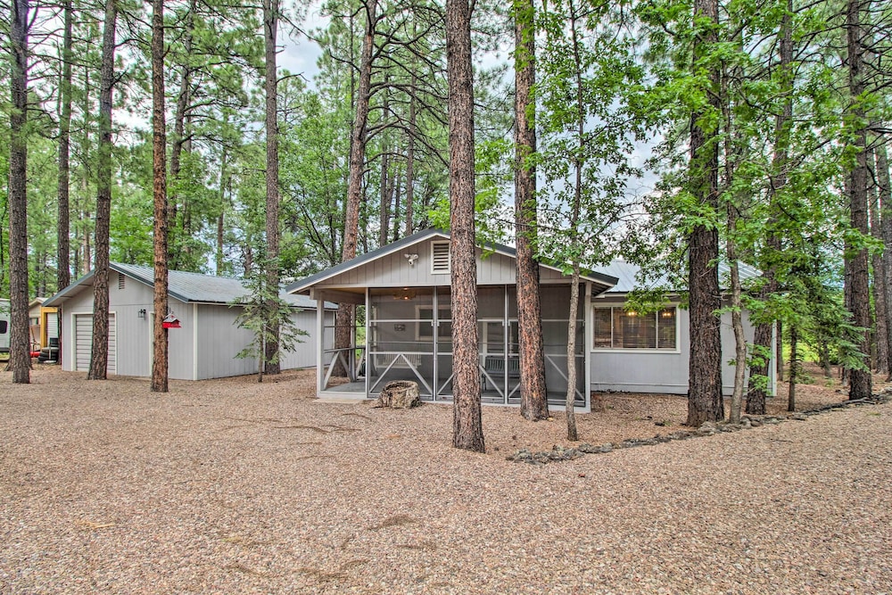 Bring a Pet: Pinetop Cabin w/ Game Room! view 5