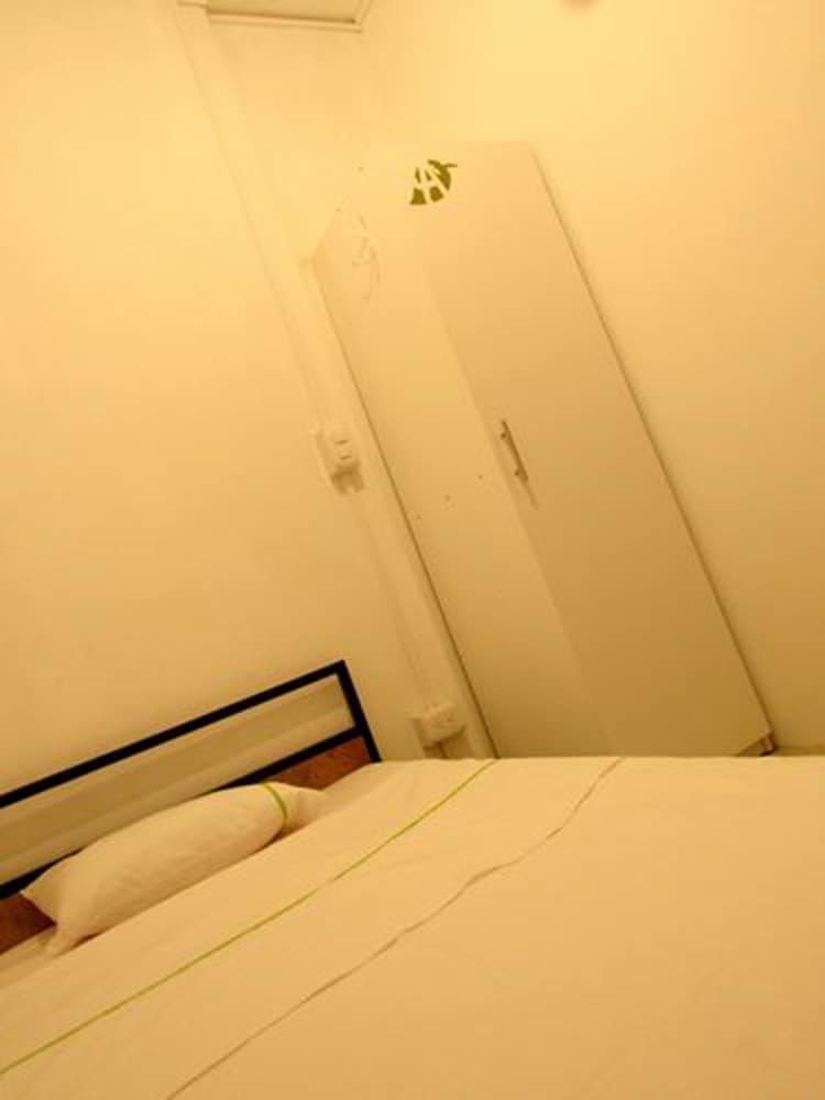 Hostal El Aguacate