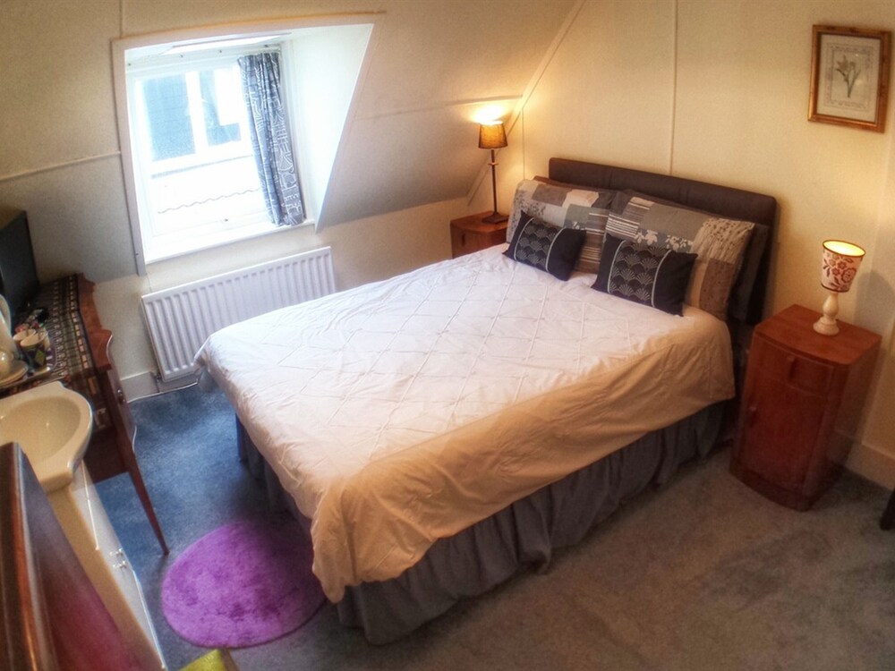 The Ravensbourne Hotel