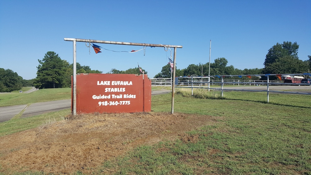 Lake Eufaula Inn