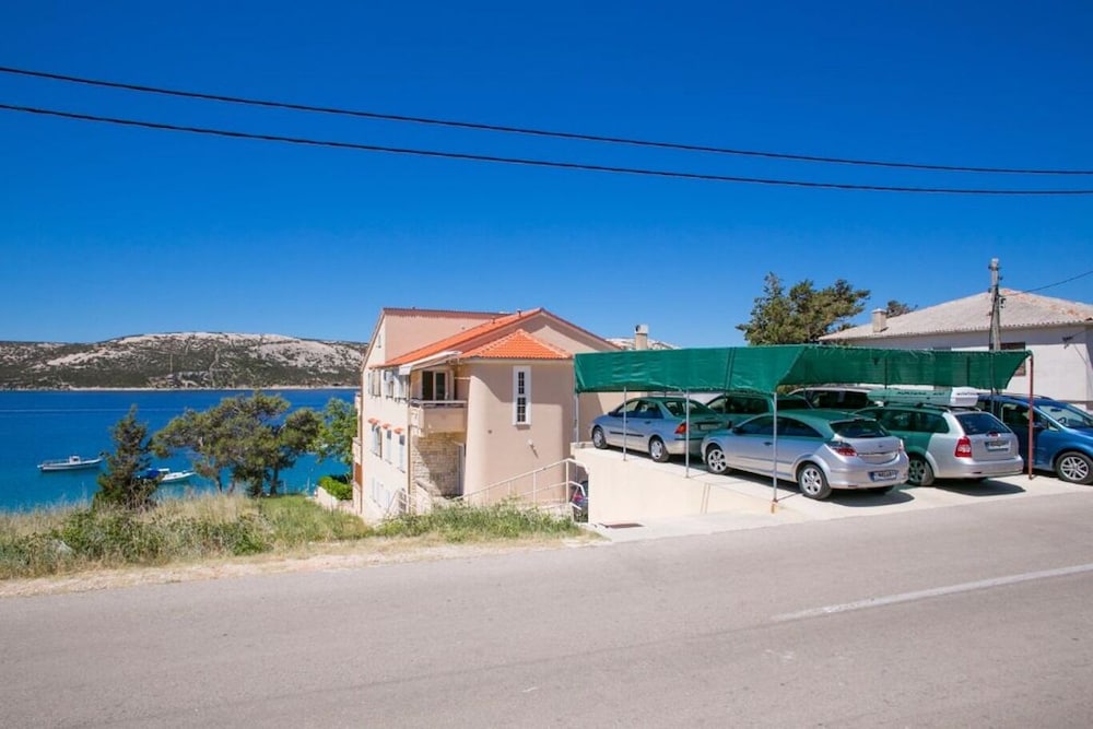 Nera - 10 m From Beach - A1