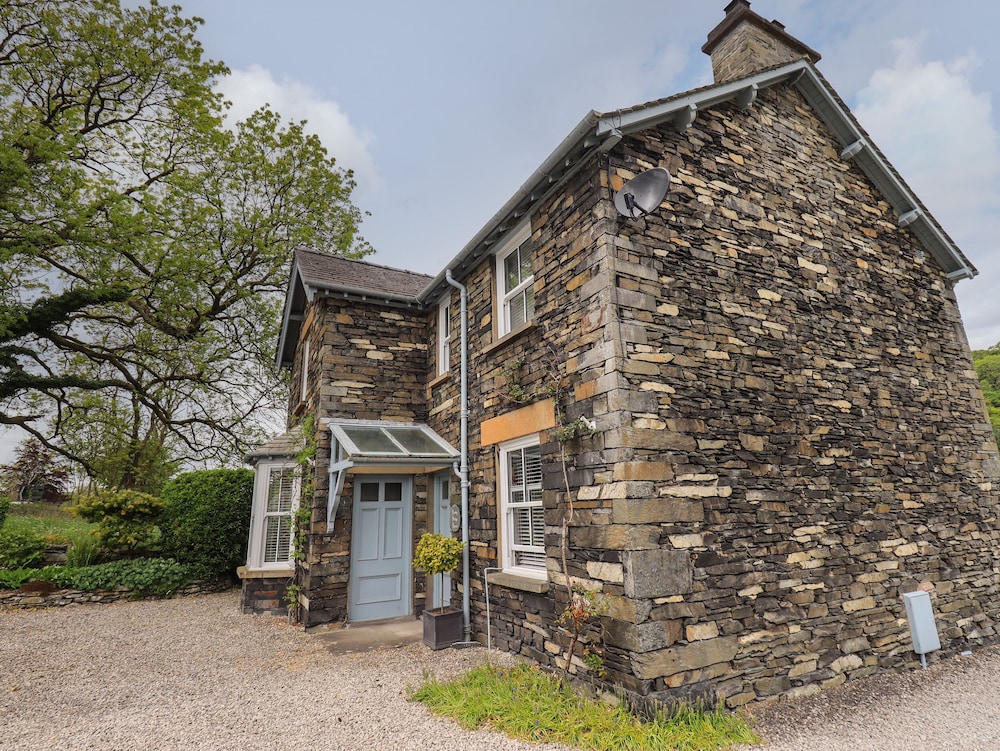Newby Bridge House