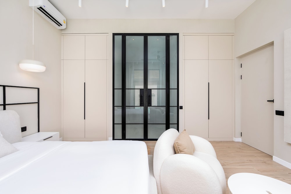 Onyx Villas by TropicLook