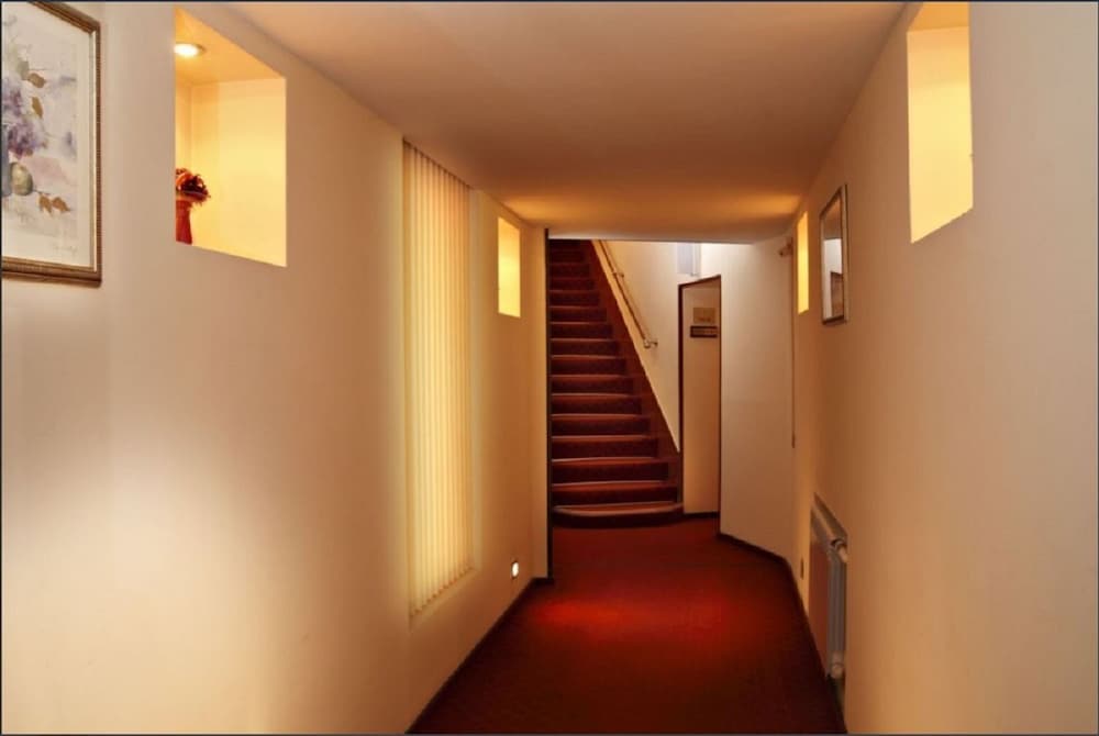 Hostel Gnezdo Pokrovka