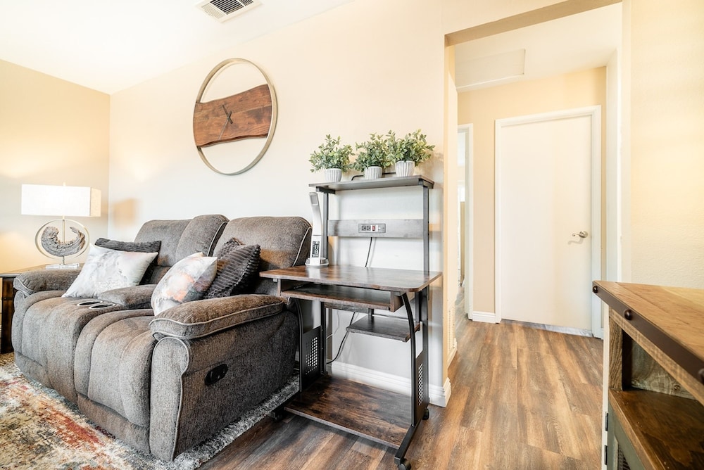 Lux - Charming San Marcos 2BR Patio Pet-friendly