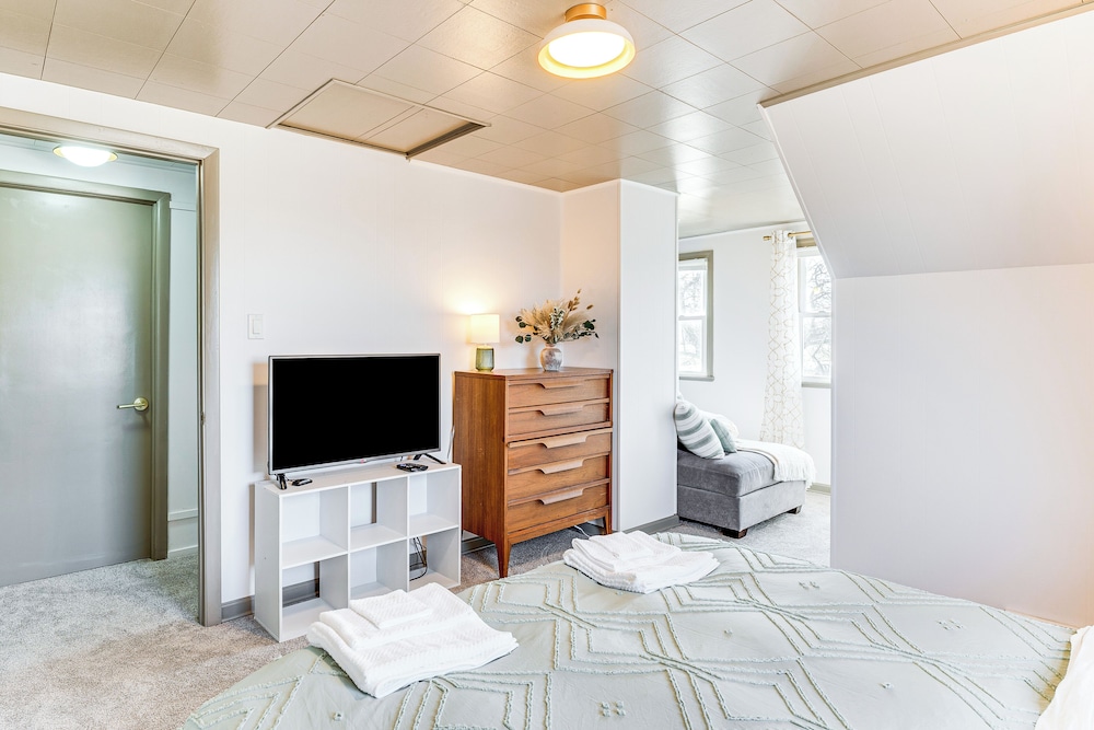 6 Mi to Summerfest Park: Home w/ Game Room!
