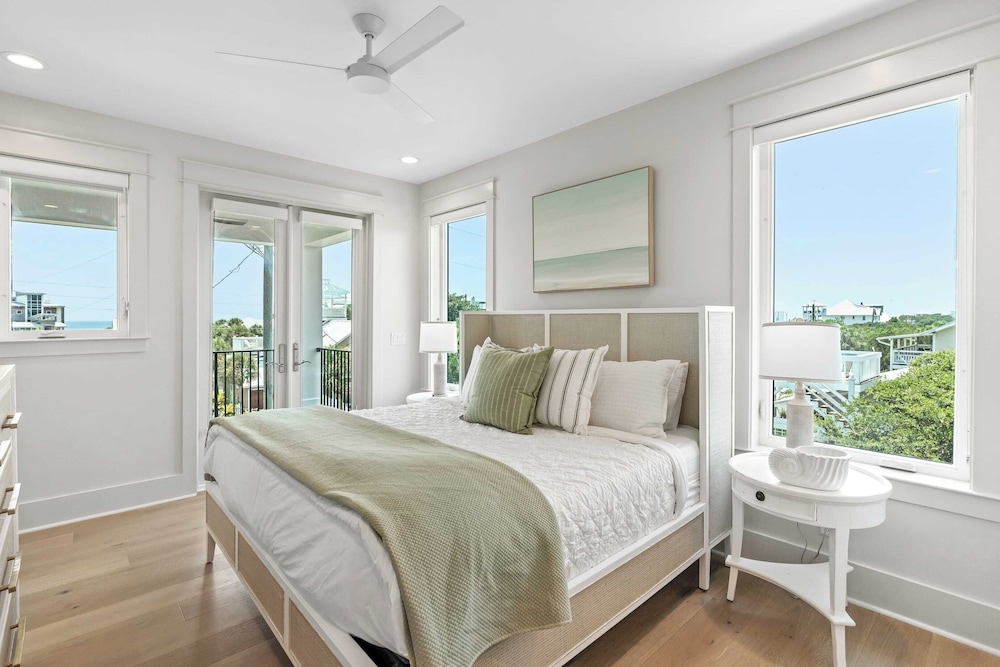 All Decked Out Seagrove by Avantstay Priv Pool+hot Tub, Ocean Views!