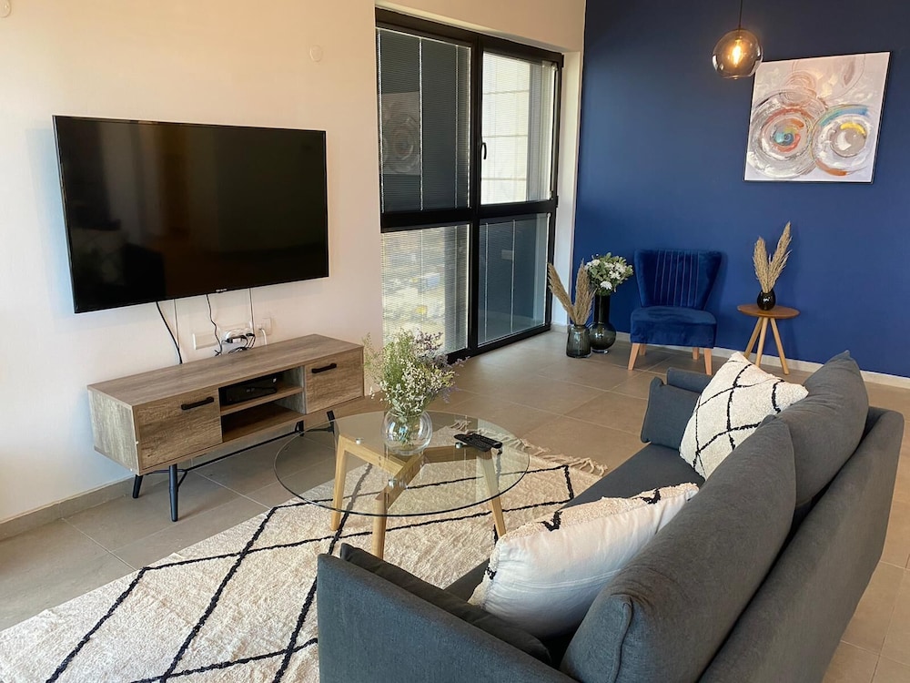 Cool & Urban Apt Luxury Tower Sea View