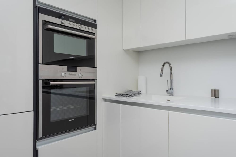 Old Street - Sleek Apartment