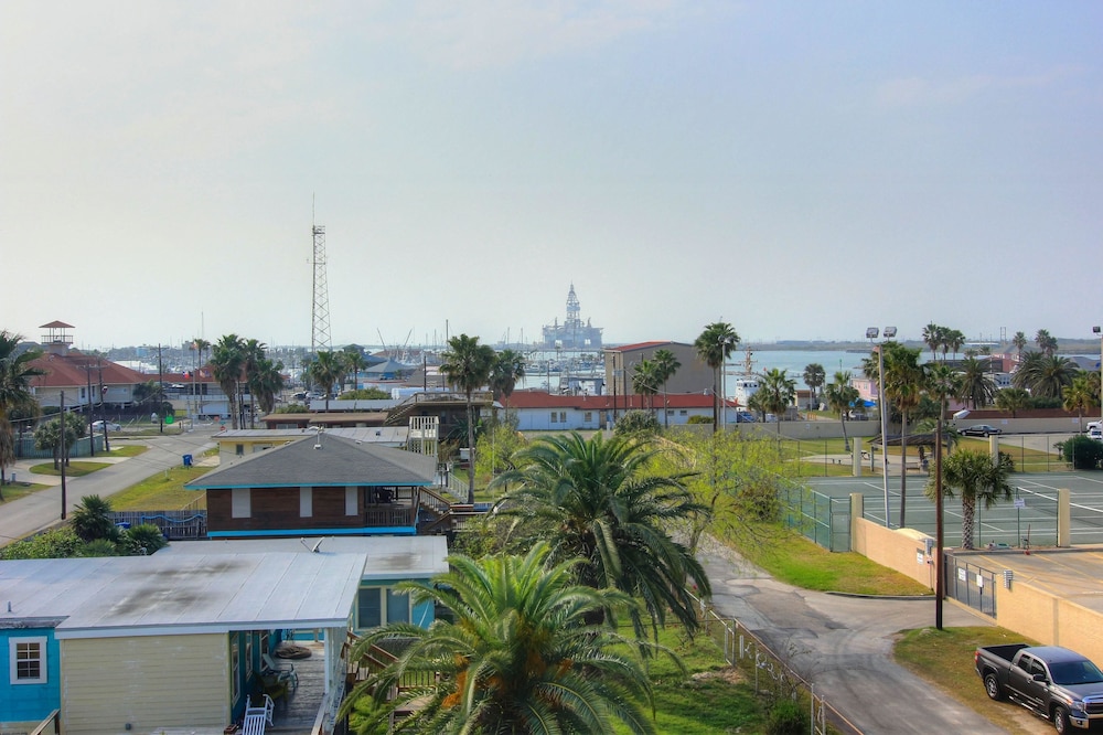 Harbor View CV411