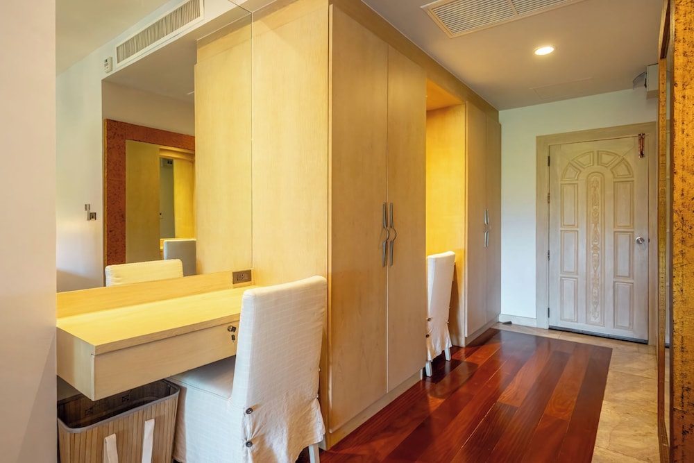 Ocean Pearl Residence