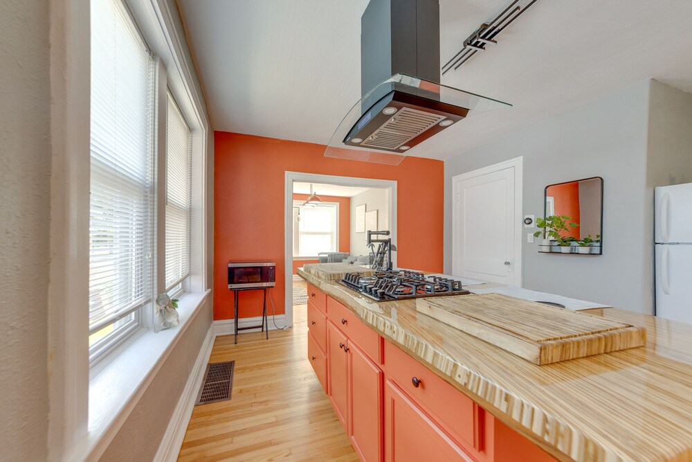 St Louis Vacations - Inviting St Louis Apartment - Great Location! - Property Image 17