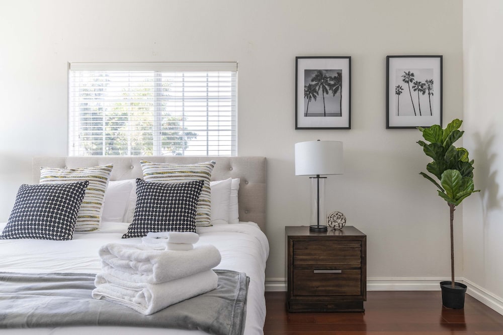Chic & Cozy Home - Perfect Southern California Getaway