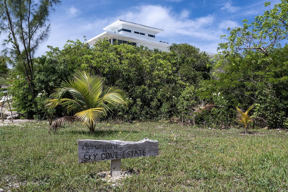 Sky Cove 6 Bedroom Home - Property Image 7