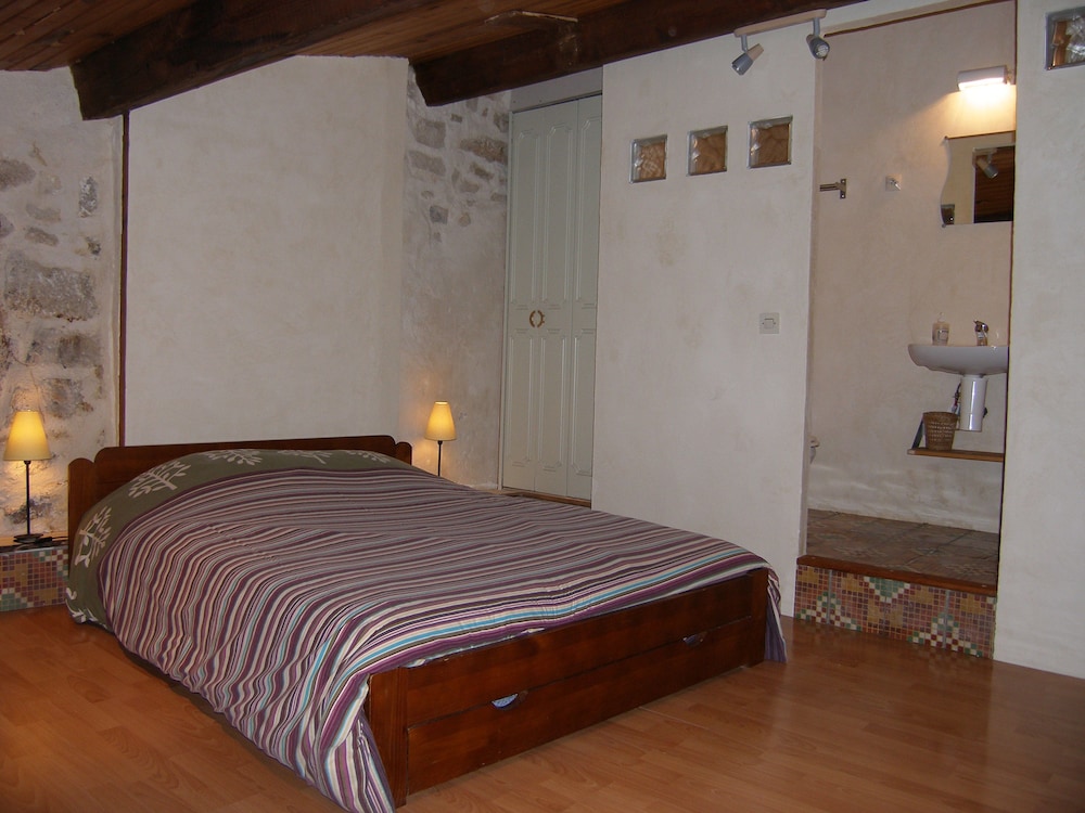Photo 40