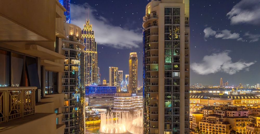 LUX Burj Khalifa Fountain View Suite 2