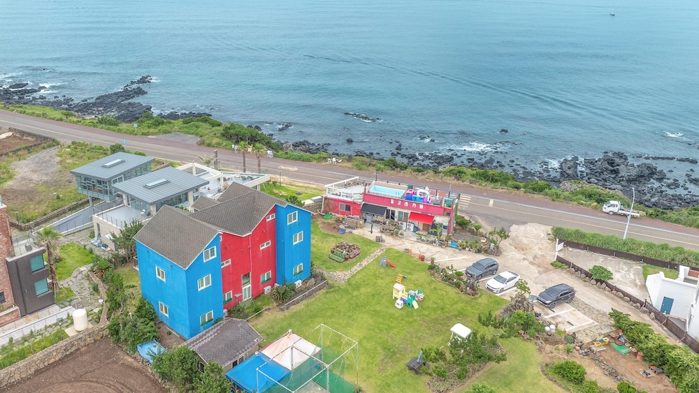 Jeju Kids and Dolphin Pension