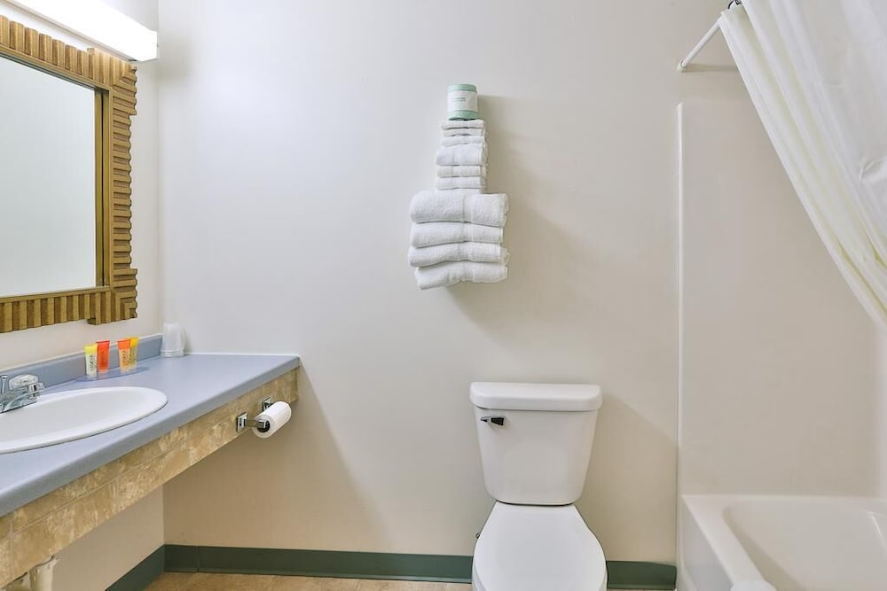 Amerivu Inn And Suites New Richmond