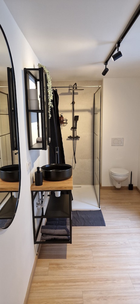 Charleroi Cozy Home