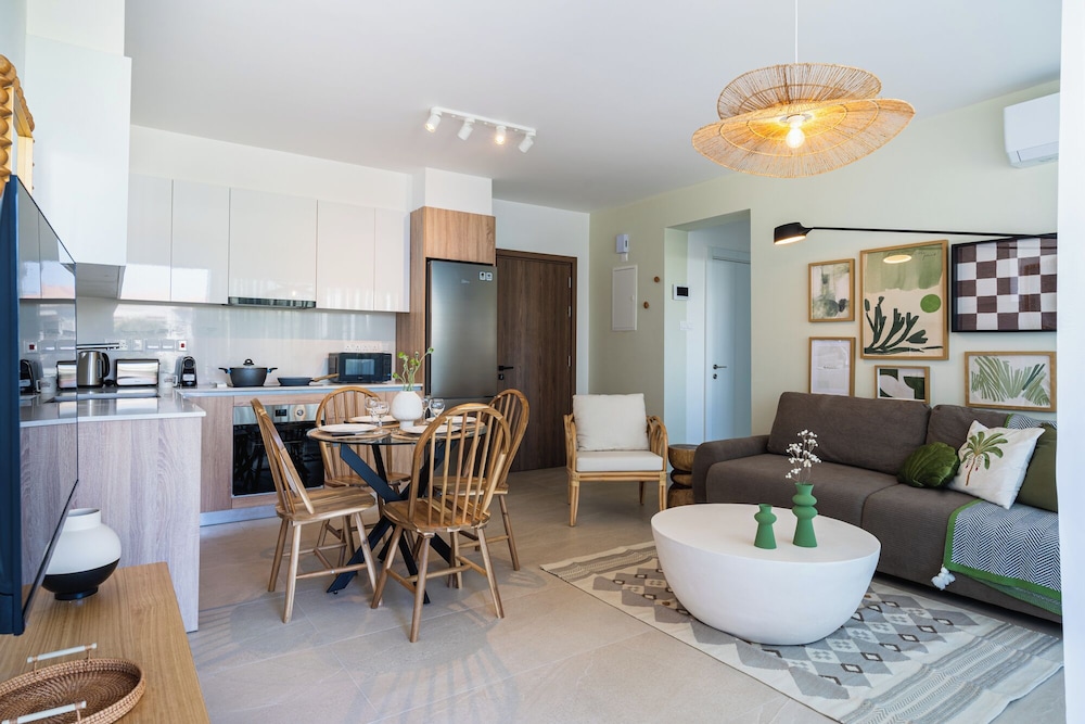 Jas Living Apts & Balconies in Larnaca