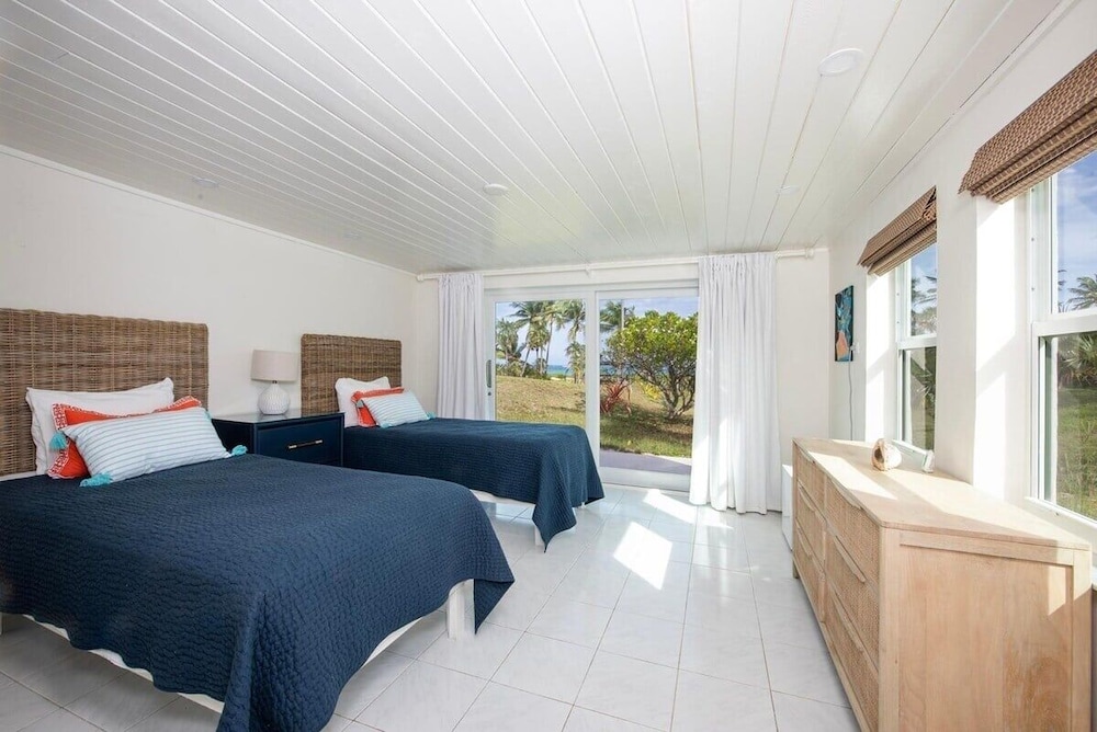 Wish House - Private Beach House Double Bay Beach 3 Bedroom Home