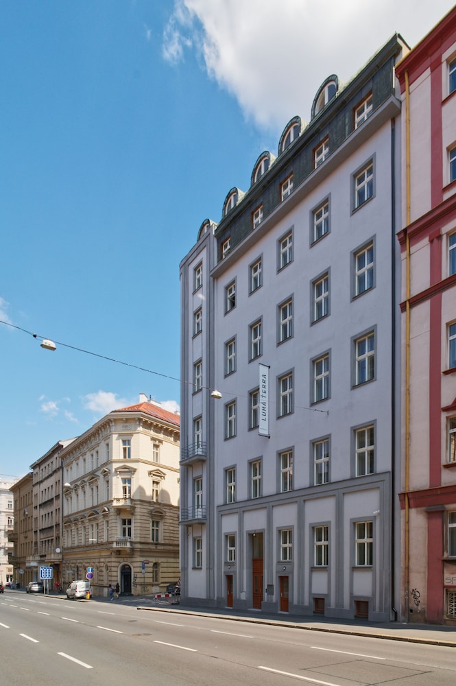 LUMA TERRA PRAGUE