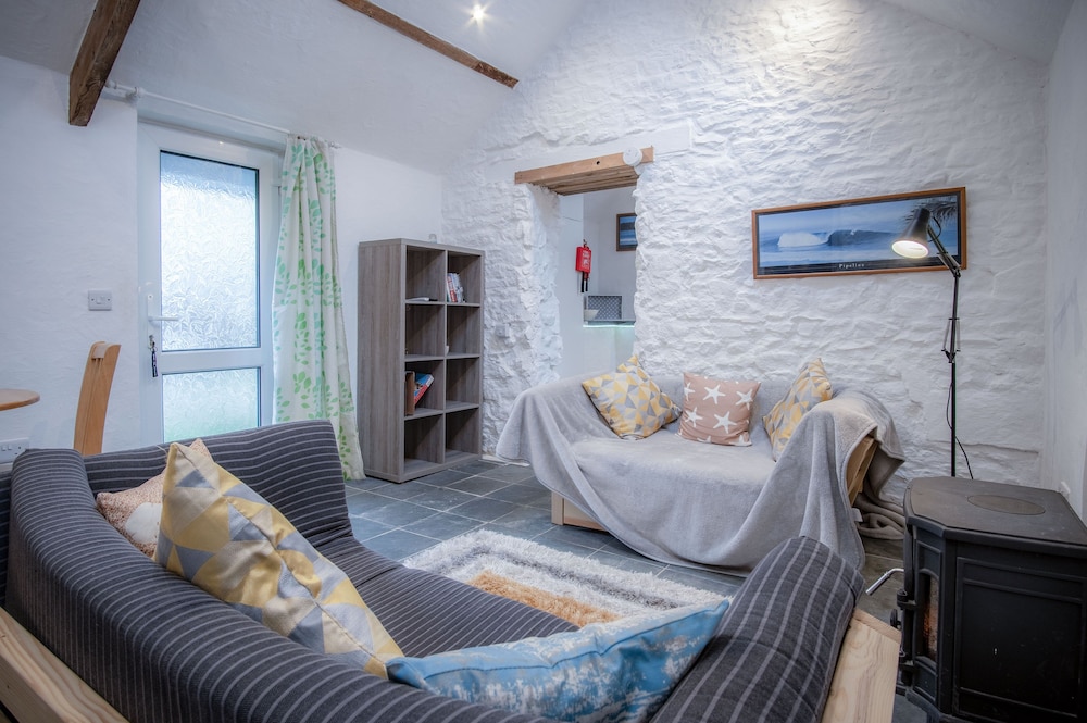 Pembroke Vacations - The Anchor Light - 1 Bed - Freshwest Beach Retreat - Property Image 10
