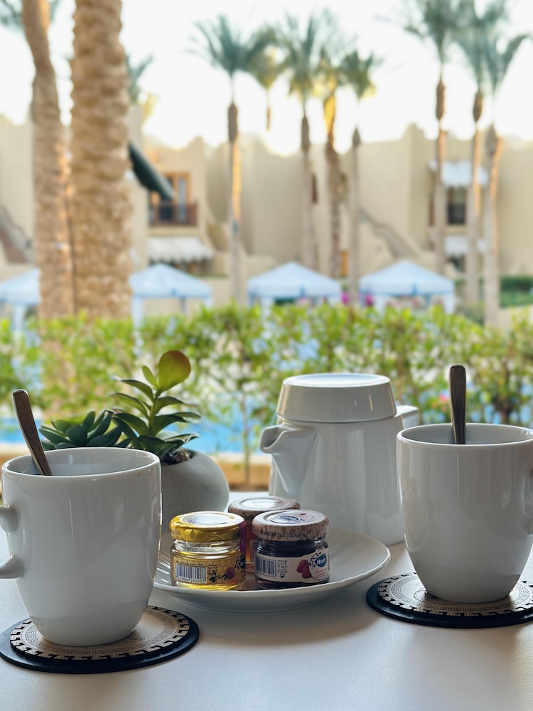 2-bed Flat in Four Seasons Hotel Sharm El Sheikh