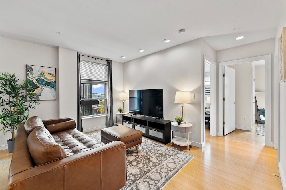 Furnished Apartment near BMC