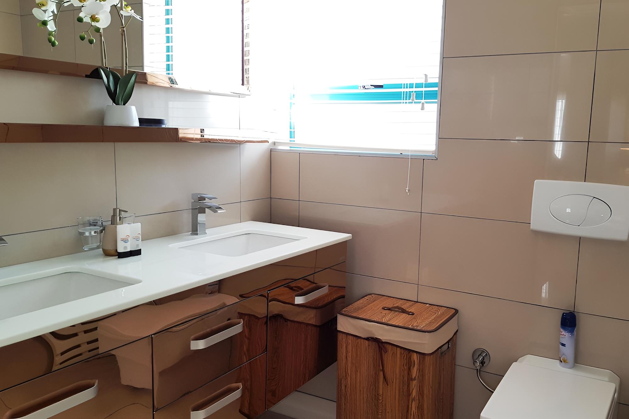 Zeewolf, Langebaan 6-sleeper