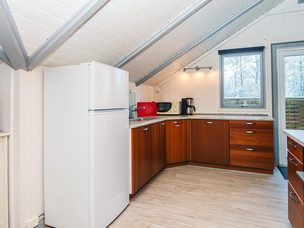 6 Person Holiday Home in Give