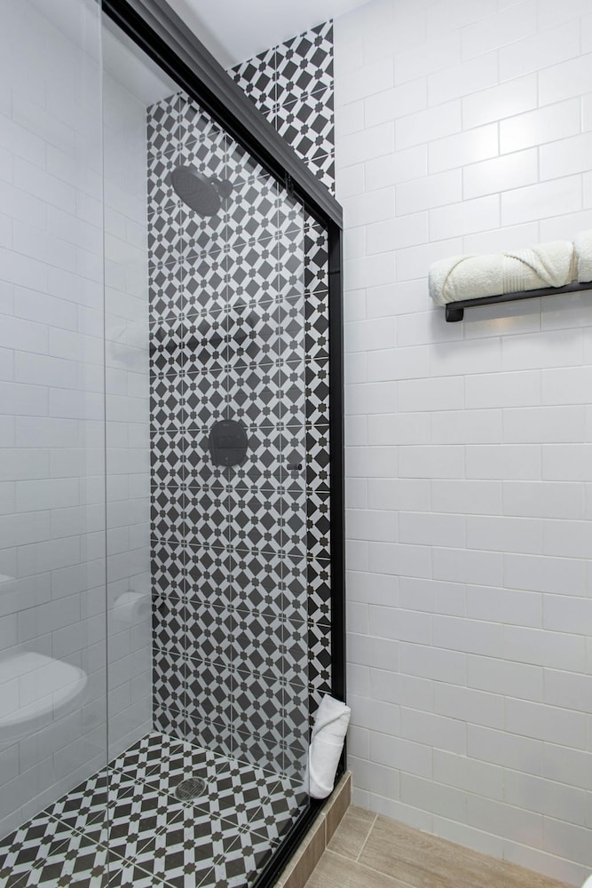 The Regal Condo by Acomodo Casco Viejo