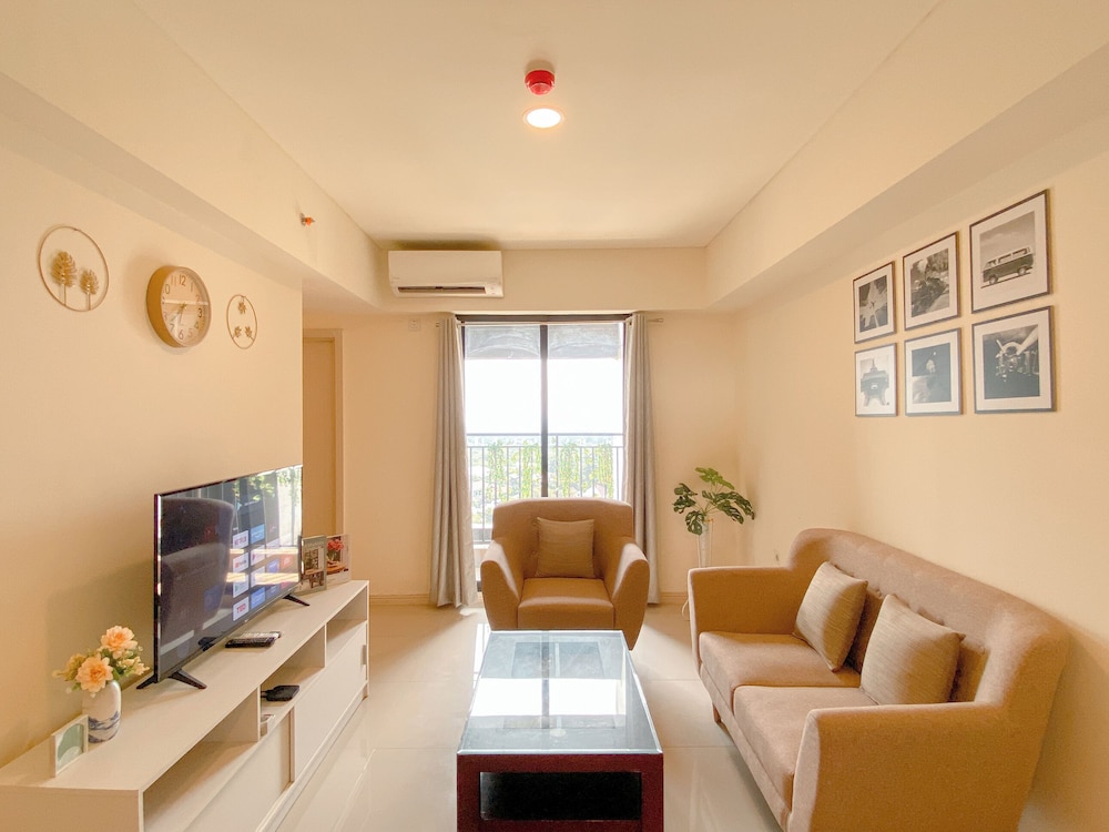 Comfortable 2Br With Extra Room At Meikarta Apartment