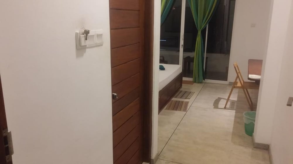 Bird House Unawatuna