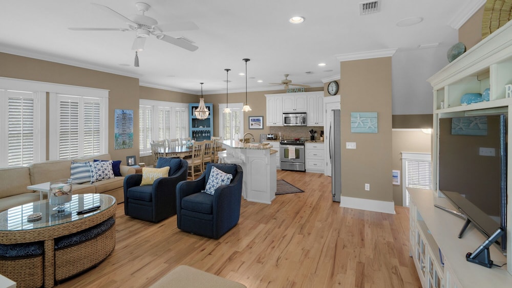 Closet to Each Walkway - 2 Pools - Tennis - Sleeps 14